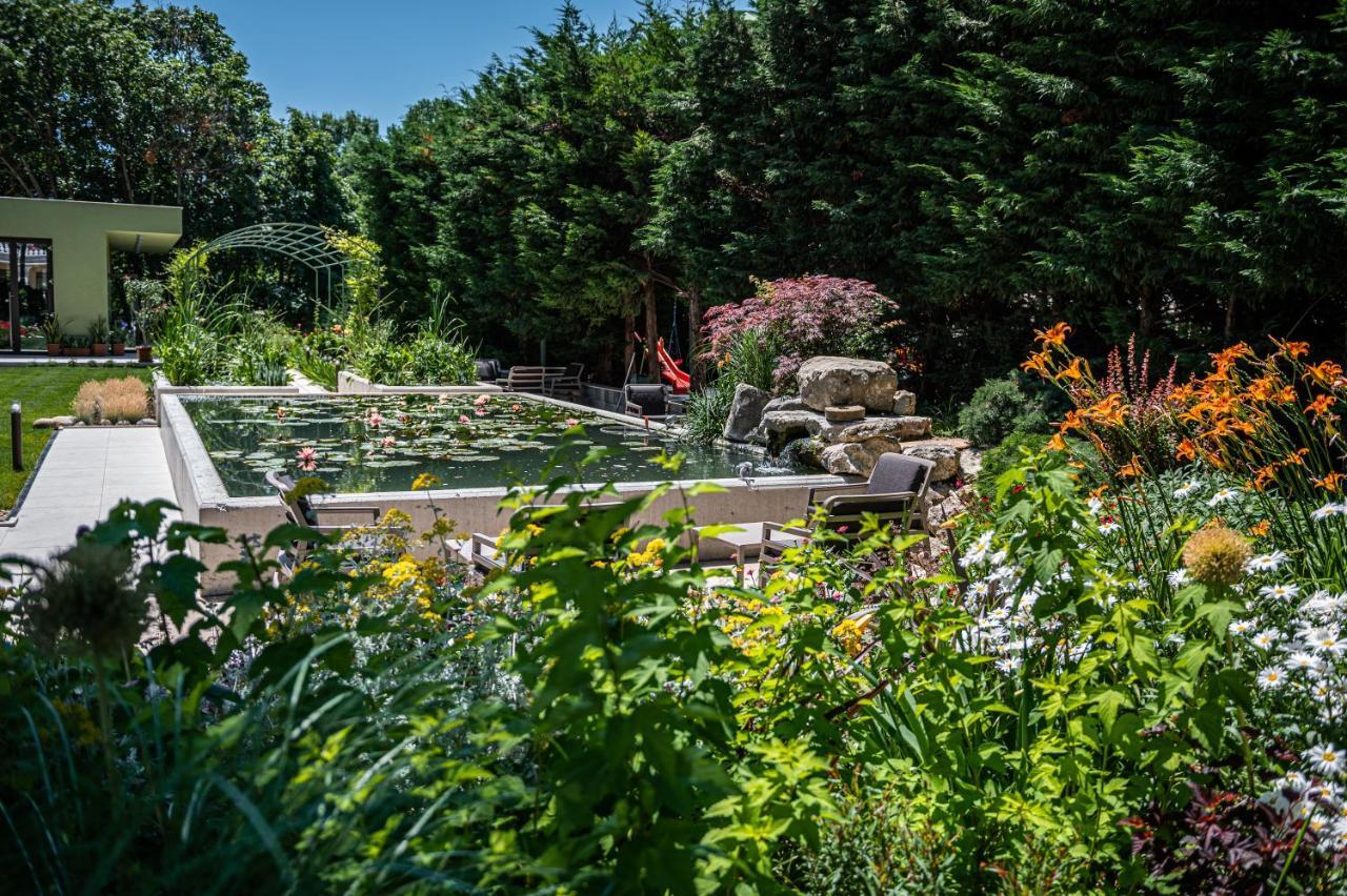 Romance Hotel And Family Suites Saints Constantine and Helena Екстер'єр фото