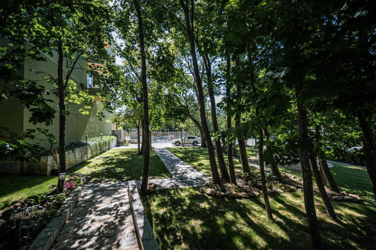 Romance Hotel And Family Suites Saints Constantine and Helena Екстер'єр фото