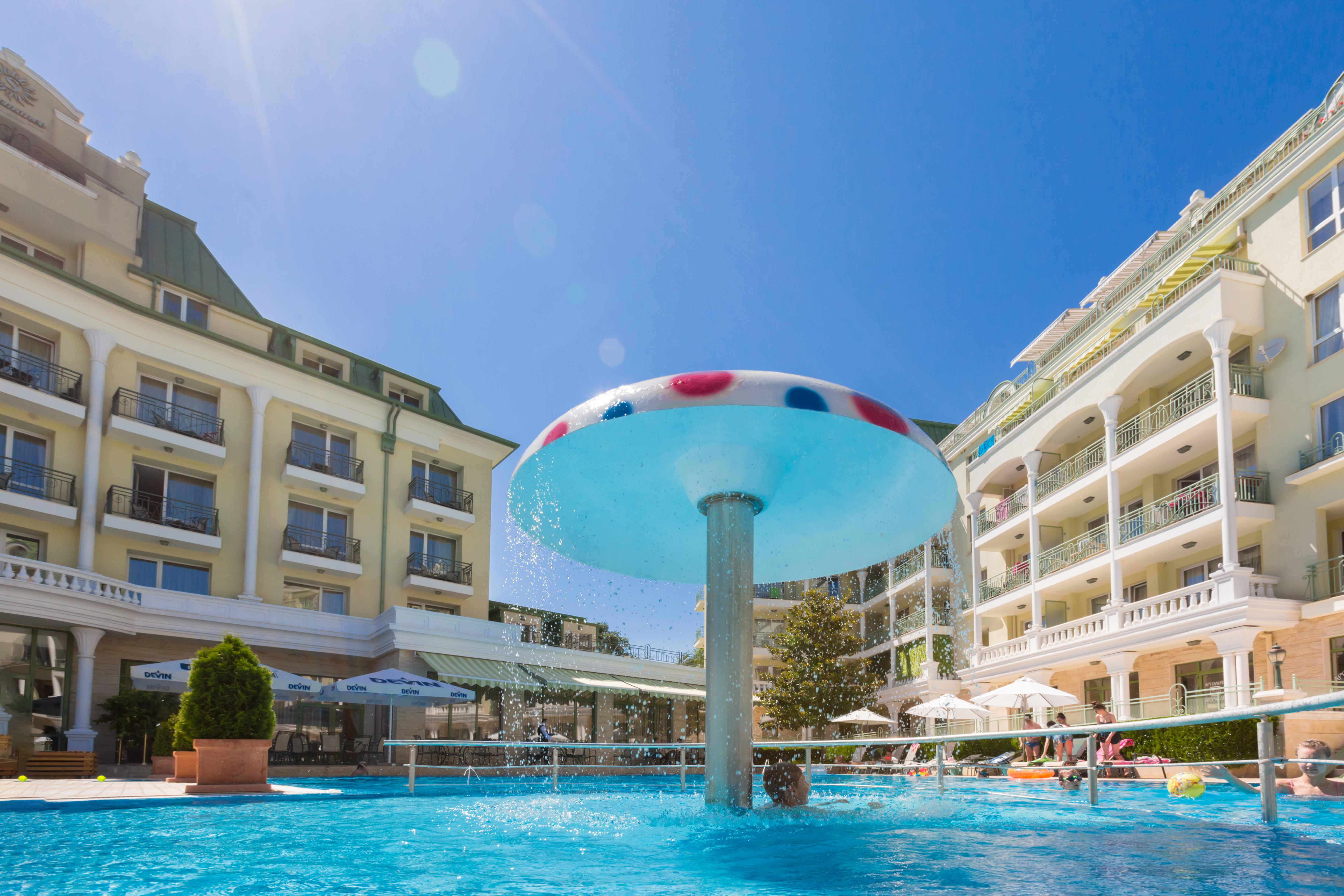 Romance Hotel And Family Suites Saints Constantine and Helena Екстер'єр фото