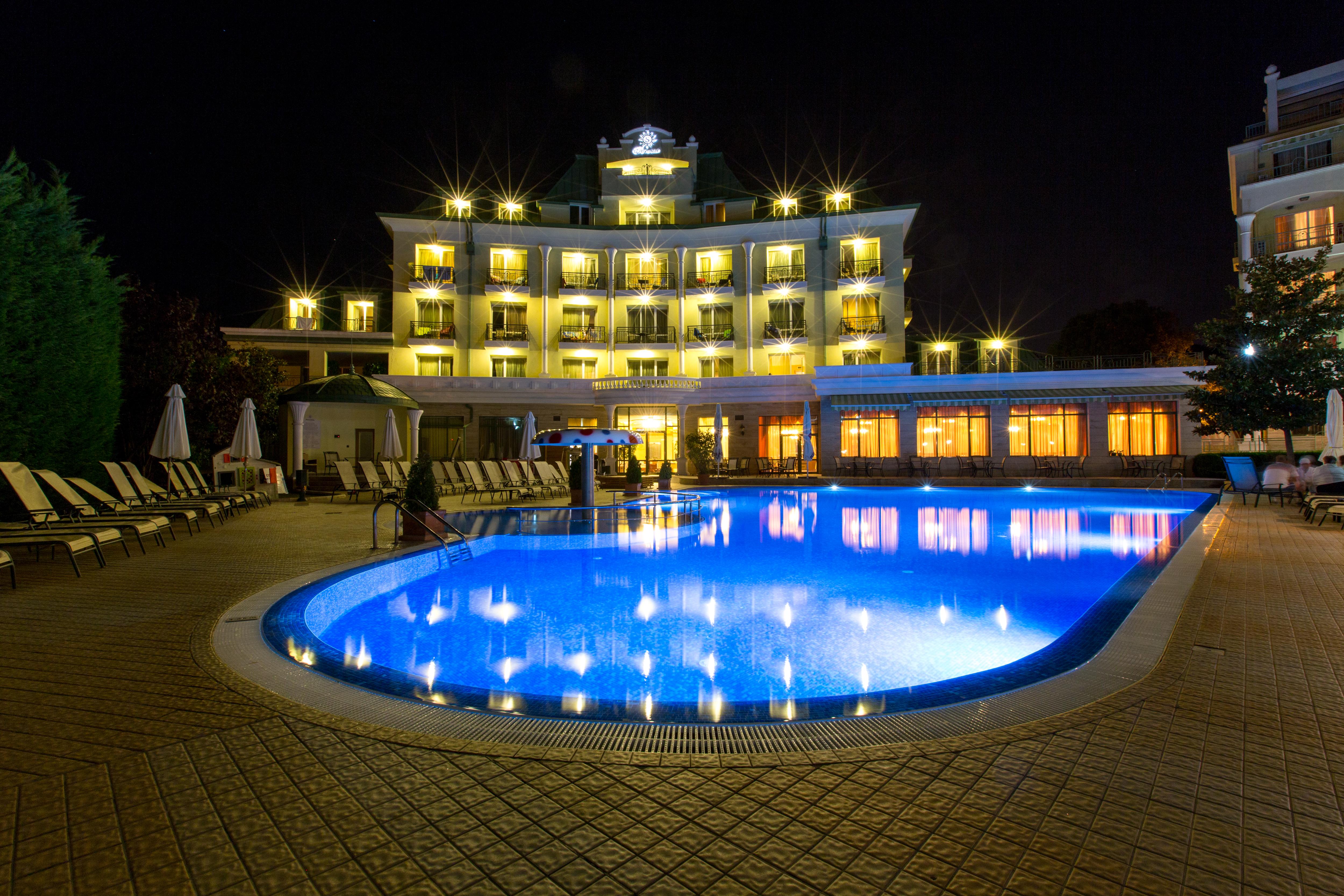 Romance Hotel And Family Suites Saints Constantine and Helena Екстер'єр фото